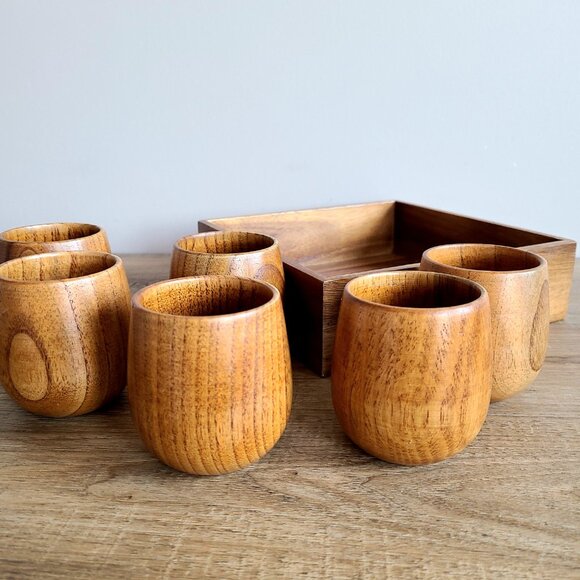 Set of 6 Vintage Handmade Wooden Cups on Tray. - Picture 4 of 8